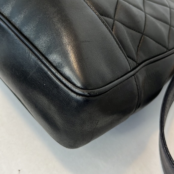 SOLD! Chanel Quilted Lambskin CC Tote - Picture 6 of 16